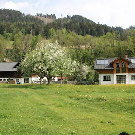 Gaestehaus Blonbauer Homestay *